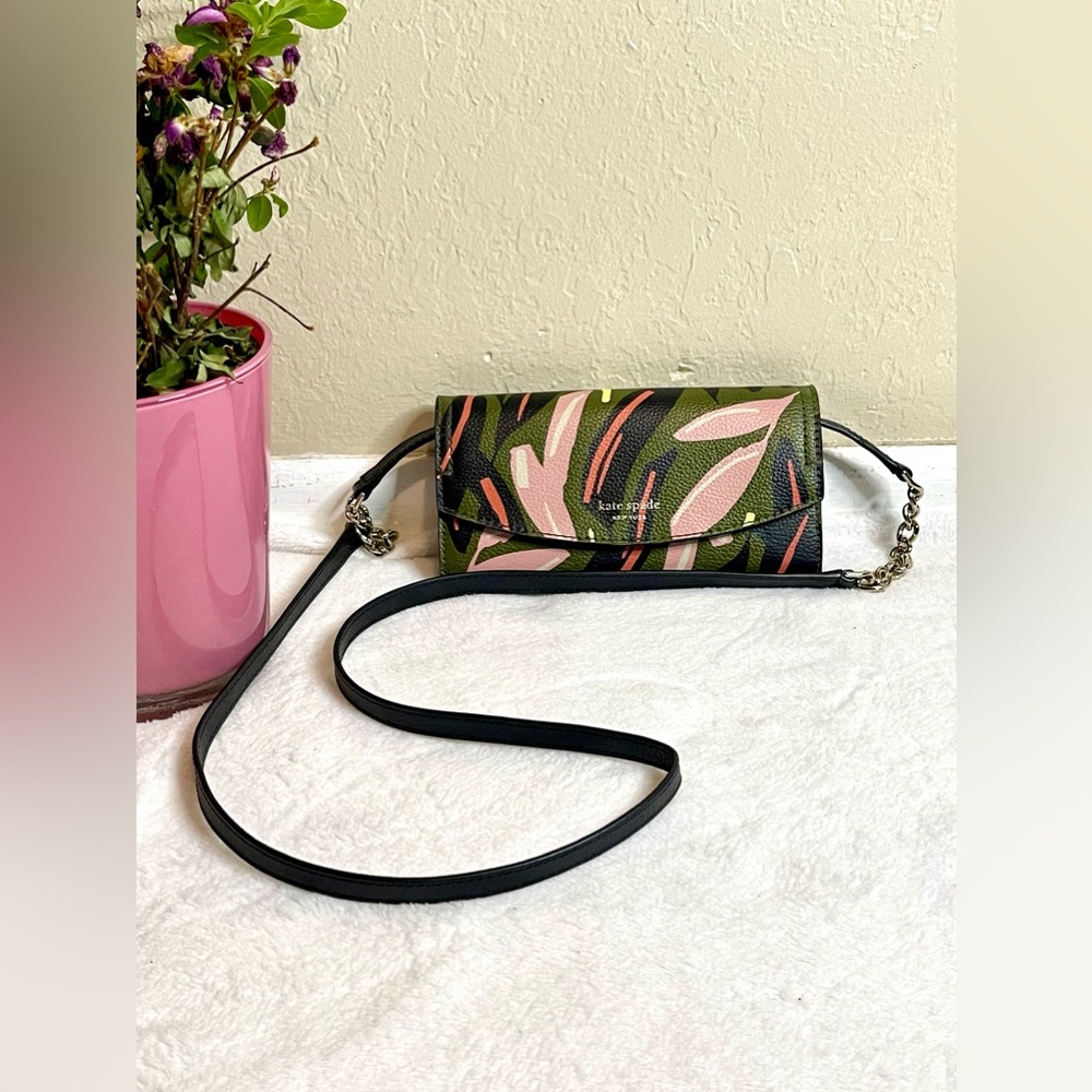 EUC Kate Spade convertible Crossbody